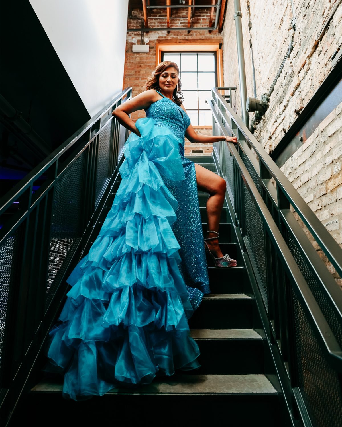 Statement wedding portrait